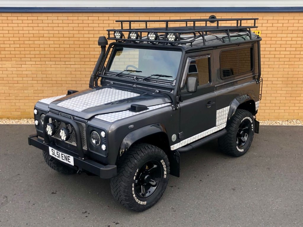 USED 2001 51 LAND ROVER DEFENDER 2.5L // 90 // TOMB RAIDER EDITION // 137 BHP // Px Swap RARE COLLECTORS PIECE ONLY 250 EVER MADE