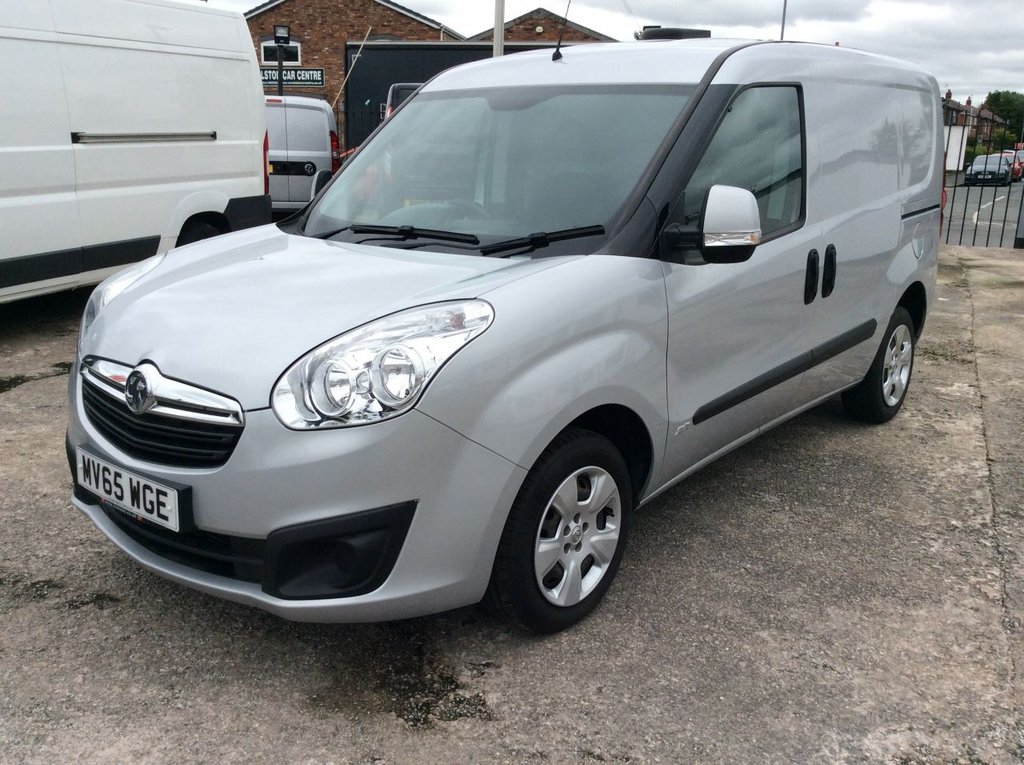 View our VAUXHALL COMBO