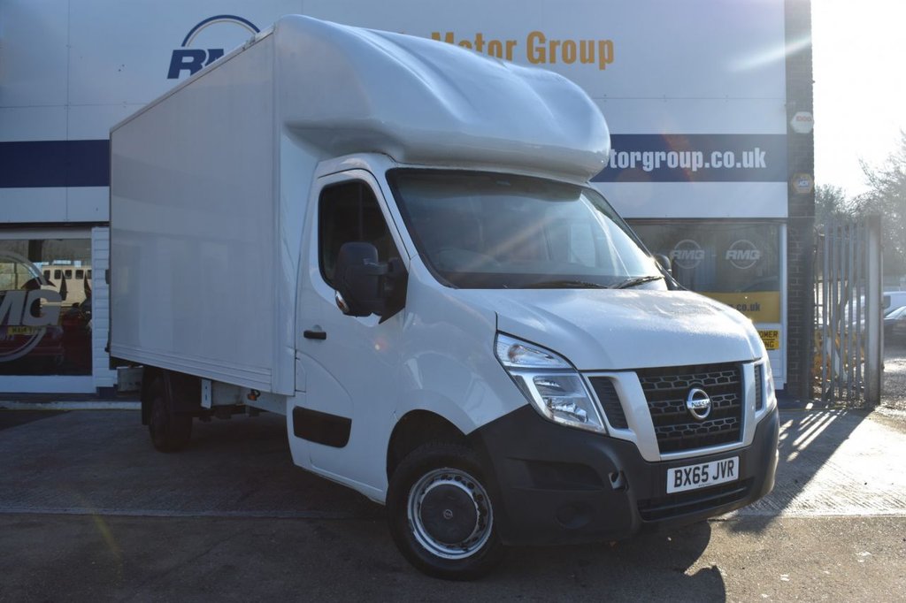 View our NISSAN NV400