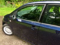 USED 2014 64 VOLKSWAGEN UP 1.0 HIGH UP 5d 74 BHP ONLY 23,000 MILES/SATNAV/BLUETOOTH /HEATED SEATS/AIRCON/ALLOYS//CAMBELT RENEWED BEAUTIFULLY KEPT INSIDE AND OUT ,X4 NEW FRONT TYRES JUST FITTED