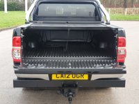 USED 2012 12 TOYOTA HI-LUX 3.0 INVINCIBLE 4X4 D-4D DCB 169 BHP PRICE 11200+ VAT 2240 TOTAL =13440