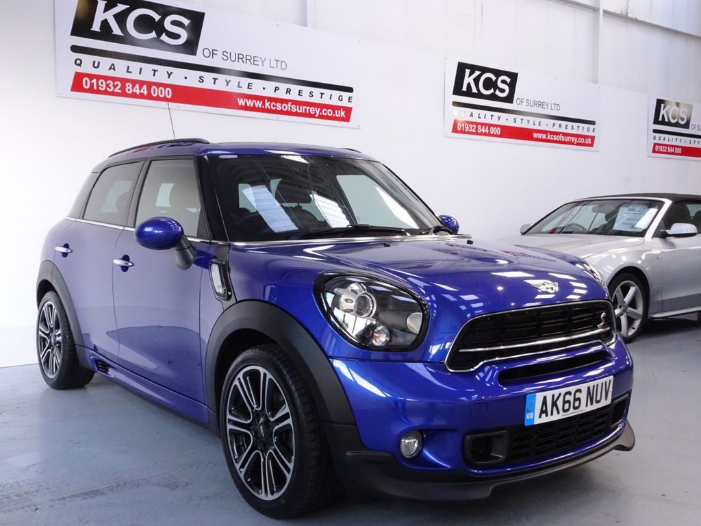 View our MINI COUNTRYMAN