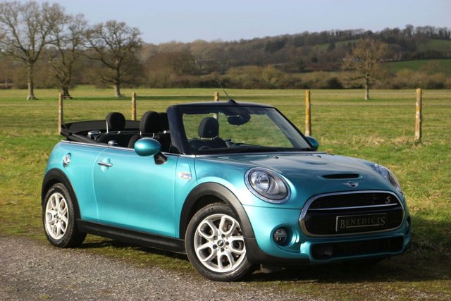 2017 17 MINI Convertible 2.0 COOPER S 2d 189 BHP