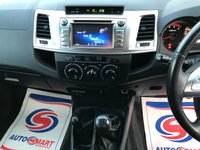 USED 2014 14 TOYOTA HI-LUX 2.5 ICON 4X4 D-4D DCB 142 BHP REVERSING CAMERA * NO VAT ** NO VAT