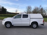 USED 2014 14 TOYOTA HI-LUX 2.5 ICON 4X4 D-4D DCB 142 BHP REVERSING CAMERA * NO VAT ** NO VAT
