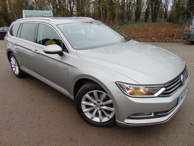 2015 15 Volkswagen Passat 2.0 SE BUSINESS TDI BLUEMOTION TECHNOLOGY 5d 148 BHP
