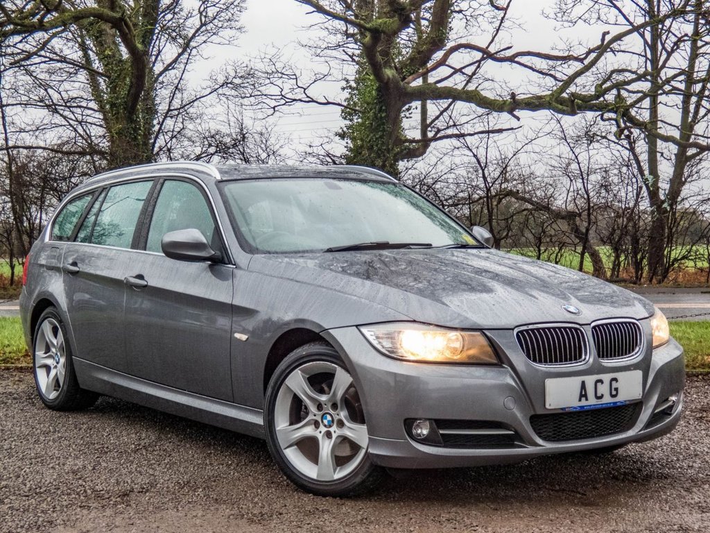 View our BMW 3 SERIES