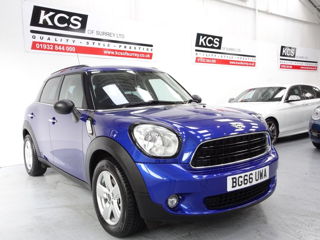 View our MINI COUNTRYMAN