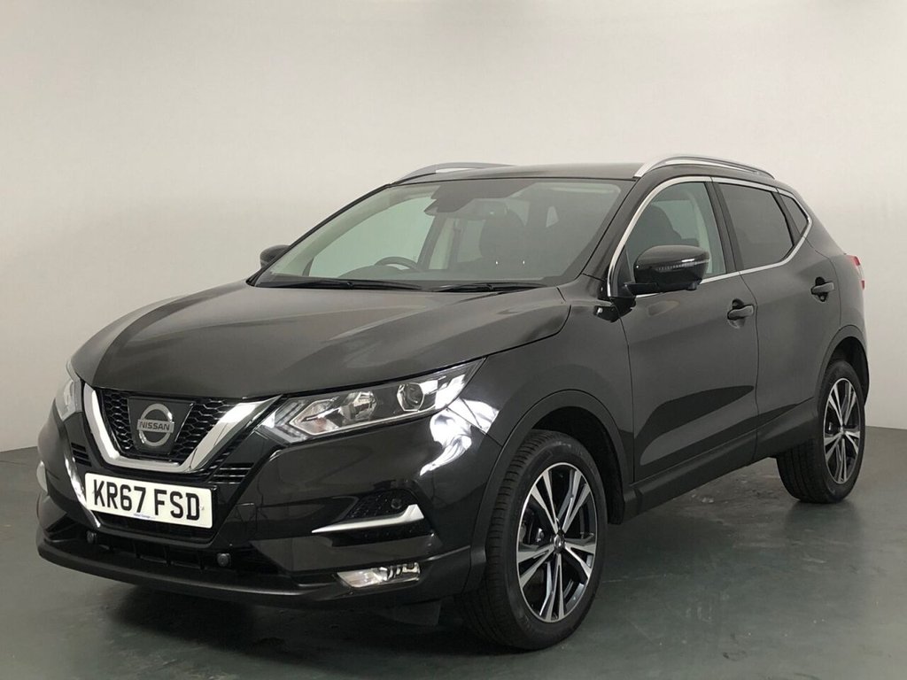 View our NISSAN QASHQAI