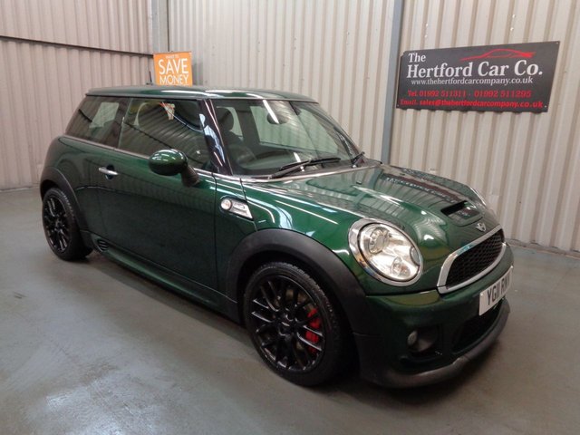 2011 11 MINI Hatch John Cooper Works 1.6 JOHN COOPER WORKS 3d 211 BHP