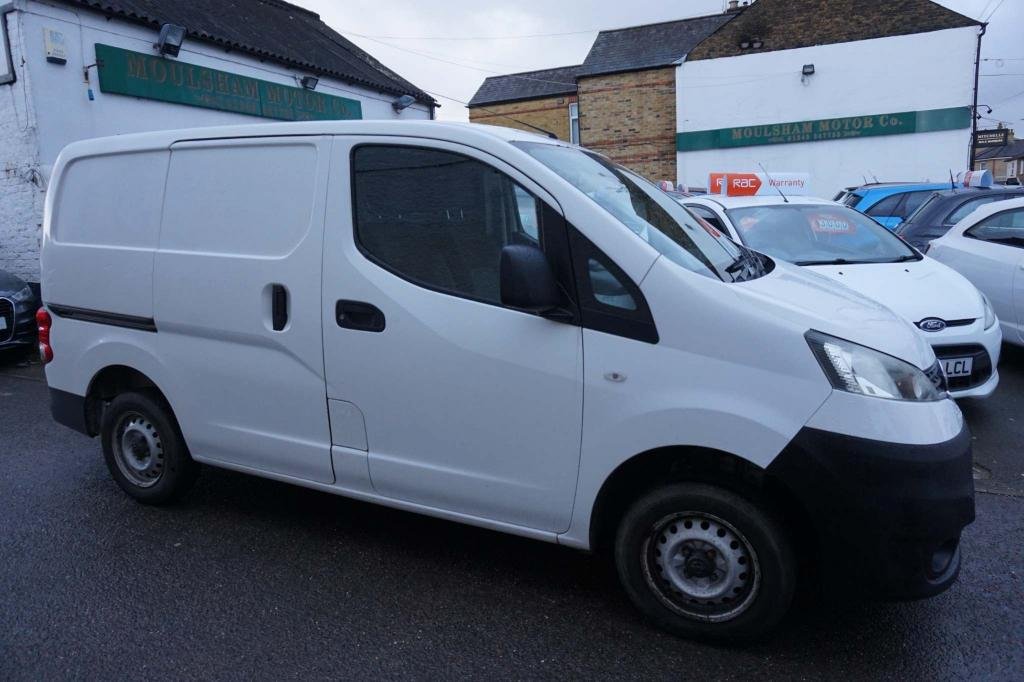 View our NISSAN NV200