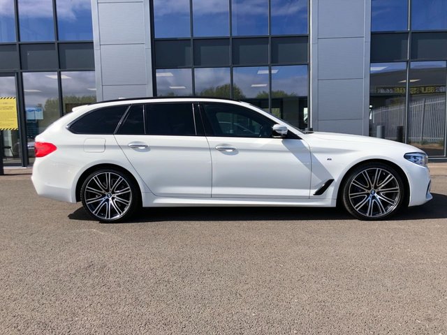 2017 17 BMW 5 Series 3.0 530D XDRIVE M SPORT TOURING 265PS 'VAT Q CAR'