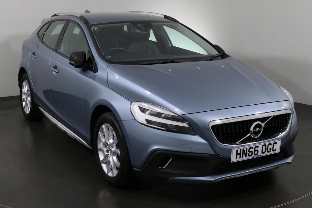 View our VOLVO V40