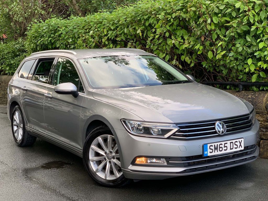 View our VOLKSWAGEN PASSAT