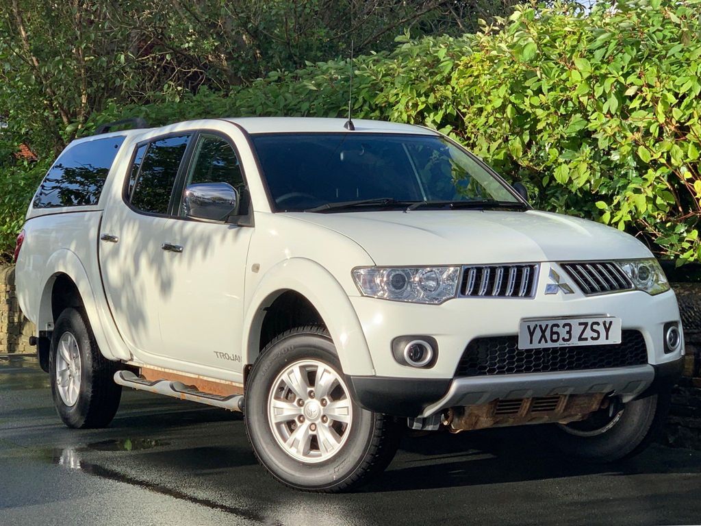 View our MITSUBISHI L200