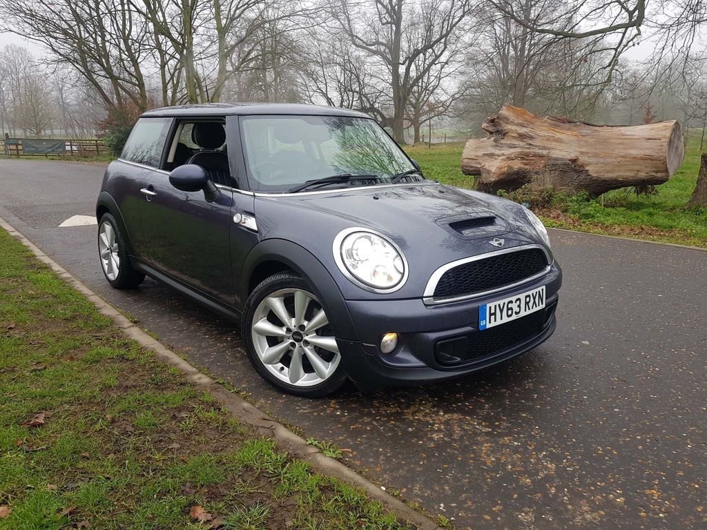 View our MINI HATCH COOPER