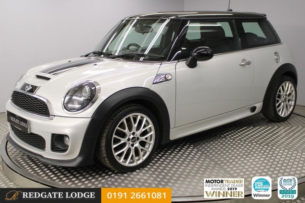 View our MINI HATCH COOPER