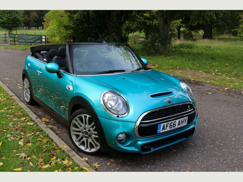 View our MINI CONVERTIBLE