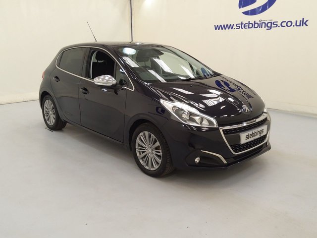2017 17 PEUGEOT 208 1.2 PURETECH ALLURE 5d 82 BHP