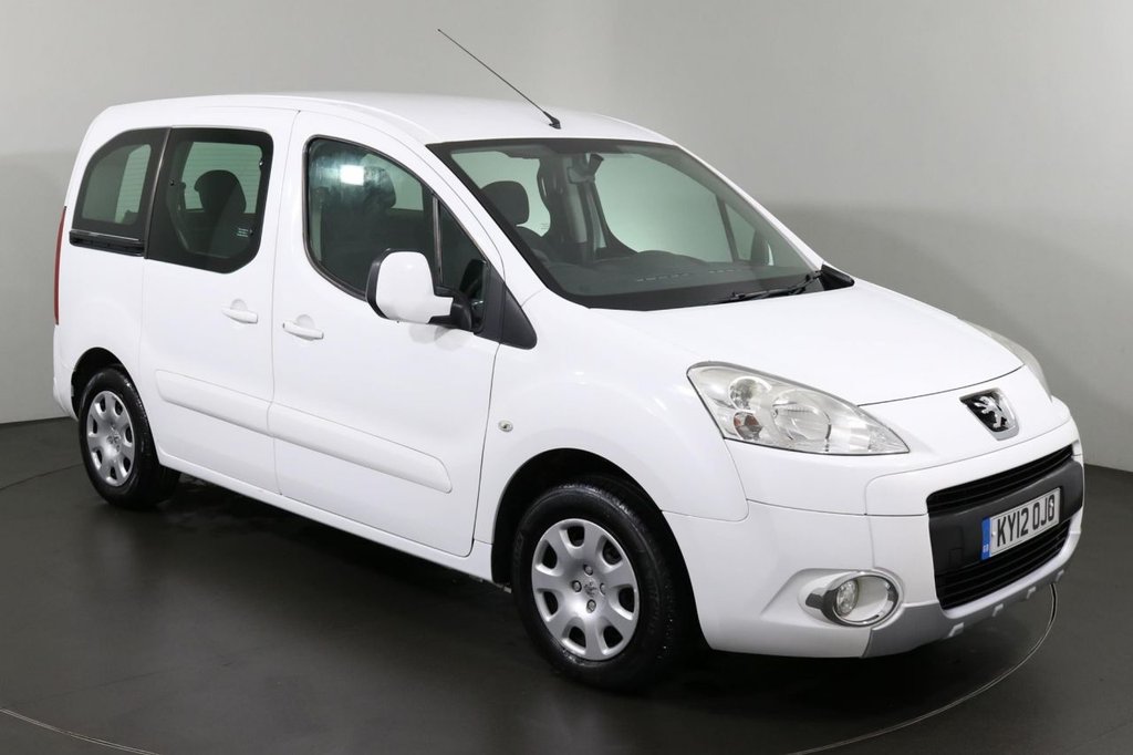 View our PEUGEOT PARTNER