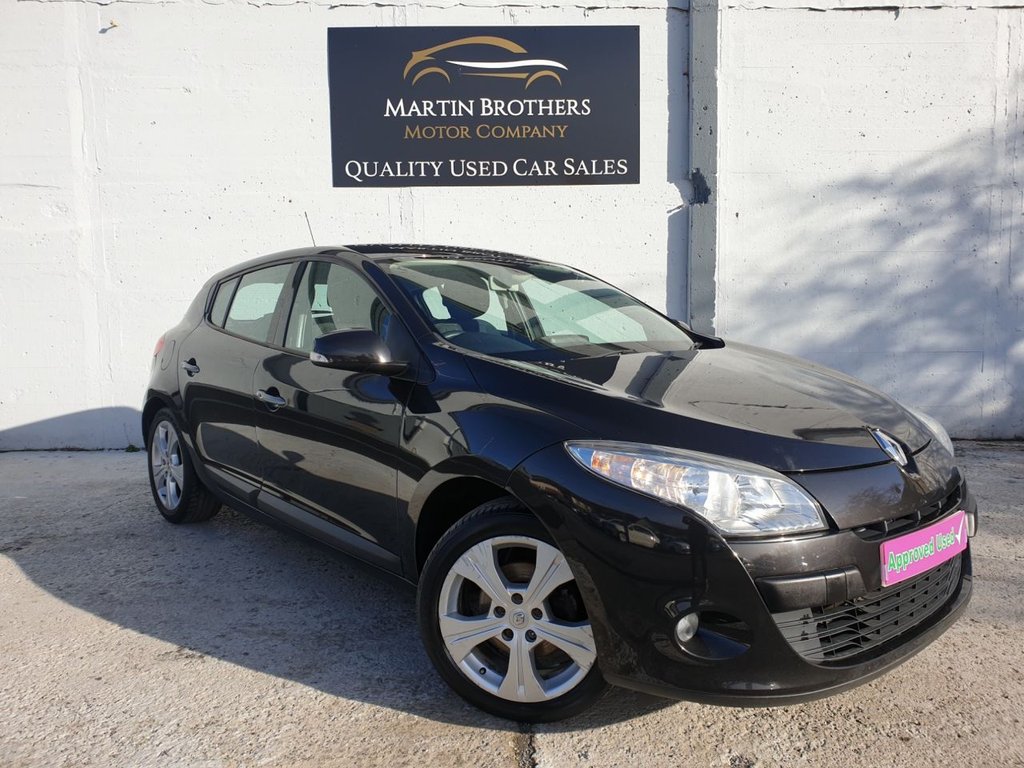 View our RENAULT MEGANE
