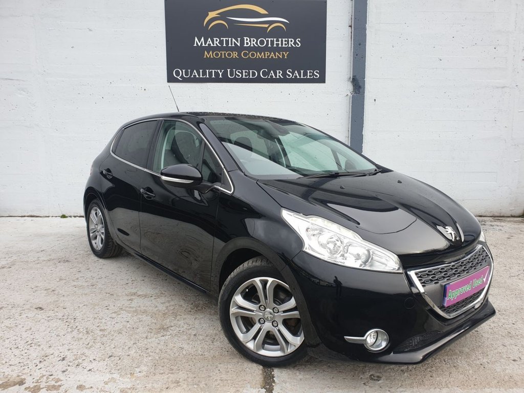 View our PEUGEOT 208