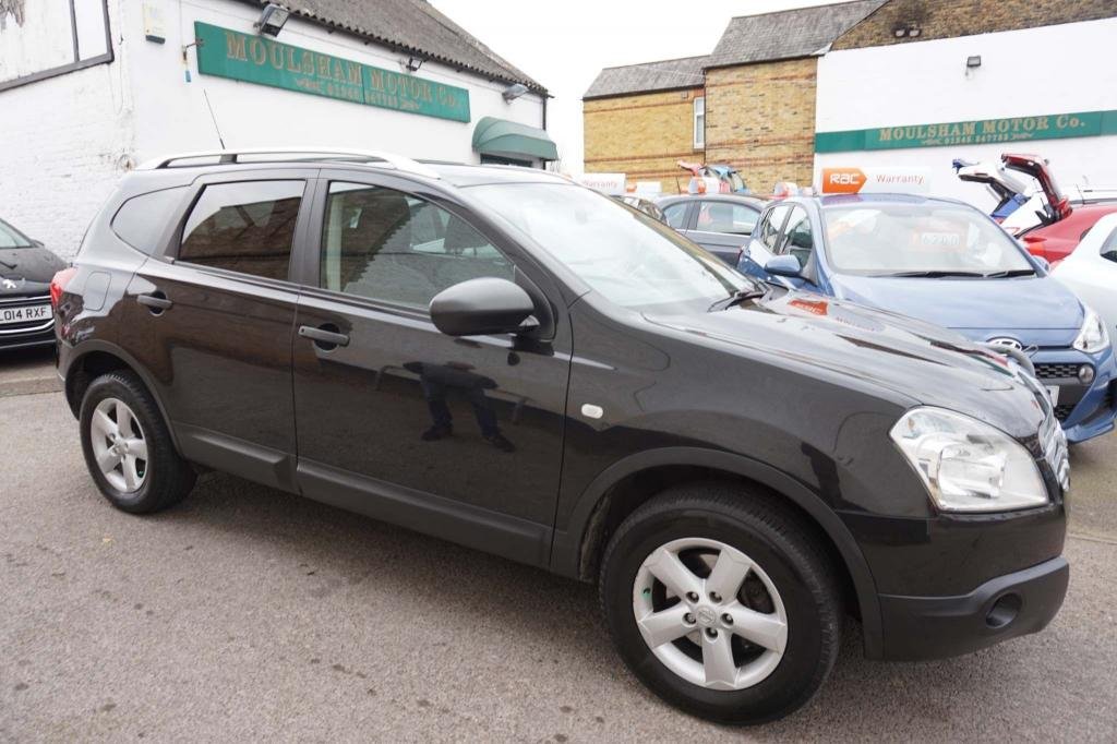 View our NISSAN QASHQAI+2