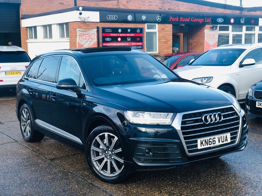 View our AUDI Q7