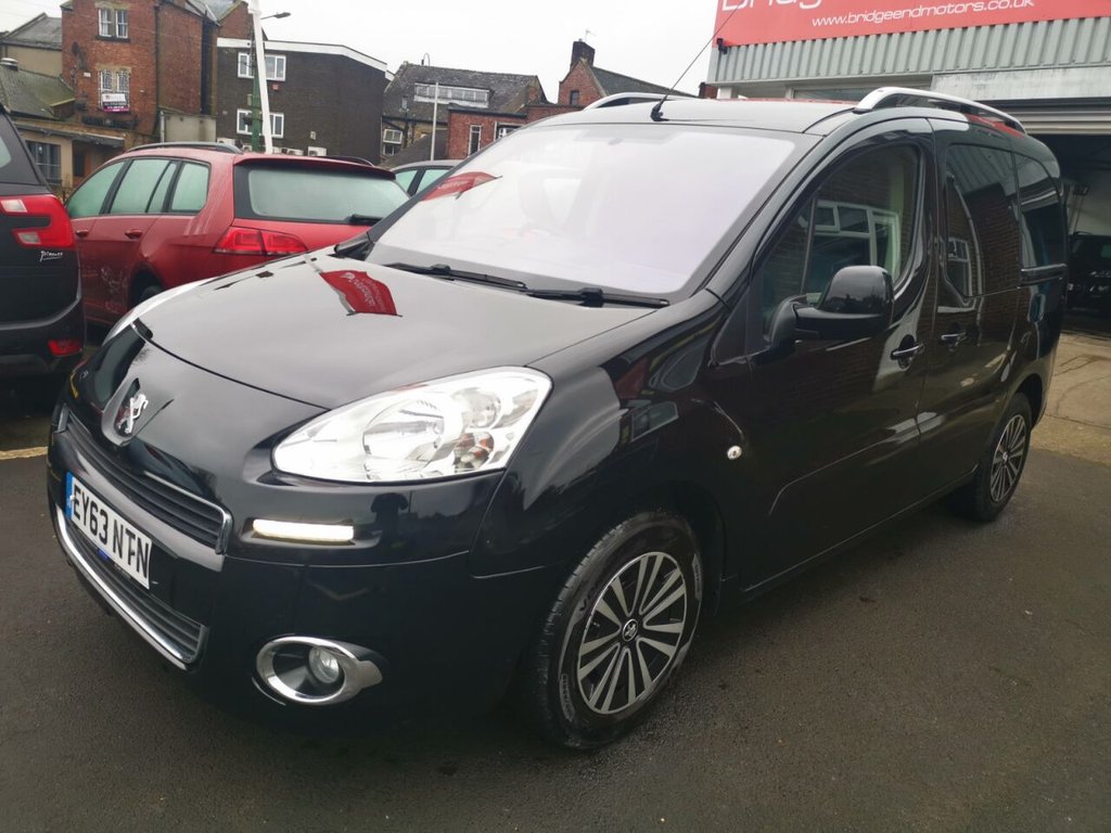 View our PEUGEOT PARTNER