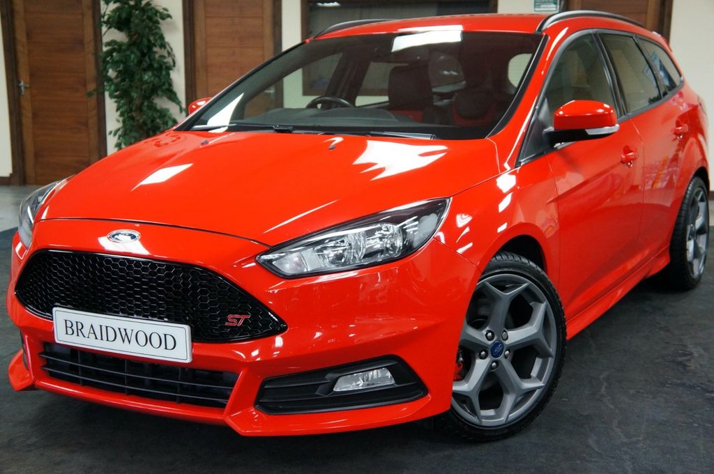 View our FORD FOCUS