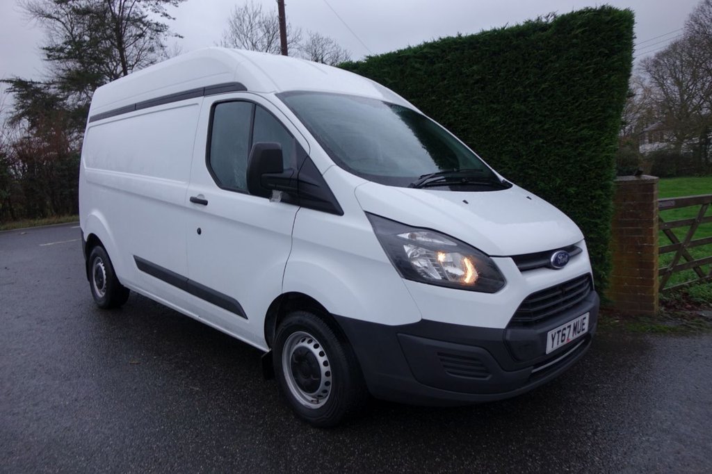 View our FORD TRANSIT CUSTOM