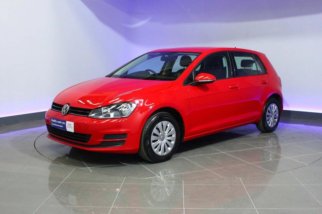 View our VOLKSWAGEN GOLF