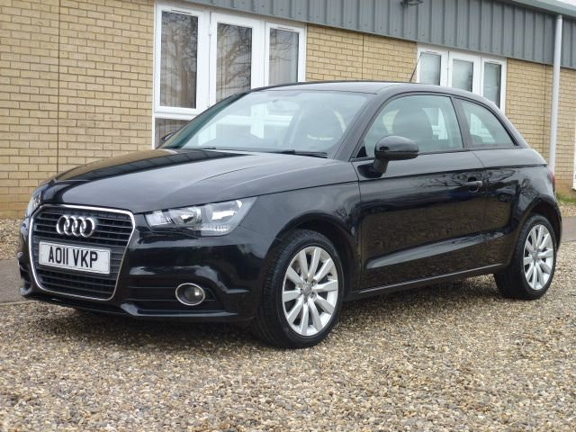 2011 11 Audi A1 1.6 TDI SPORT 3d 103 BHP