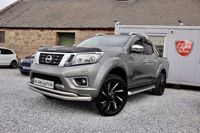 2018 68 Nissan Navara Tekna Double Cab [ Riviera Edition ]  2.3 dCi ( 190 bhp )