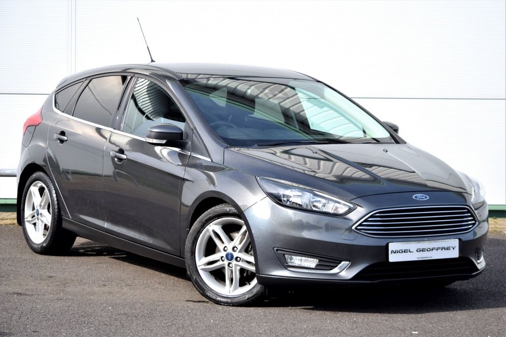 View our FORD FOCUS
