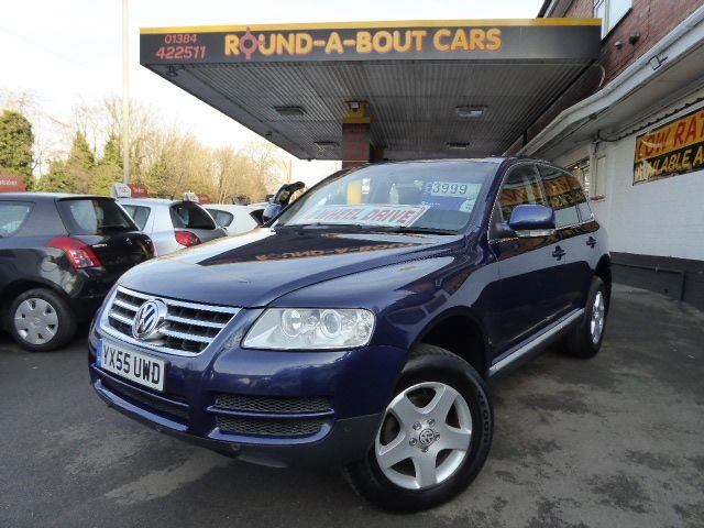 View our VOLKSWAGEN TOUAREG