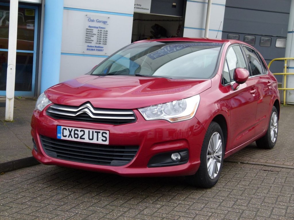 View our CITROEN C4