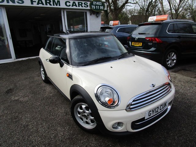 2012 12 MINI Hatch Cooper 1.6 COOPER 3d 122 BHP *SAT NAV + DAB*