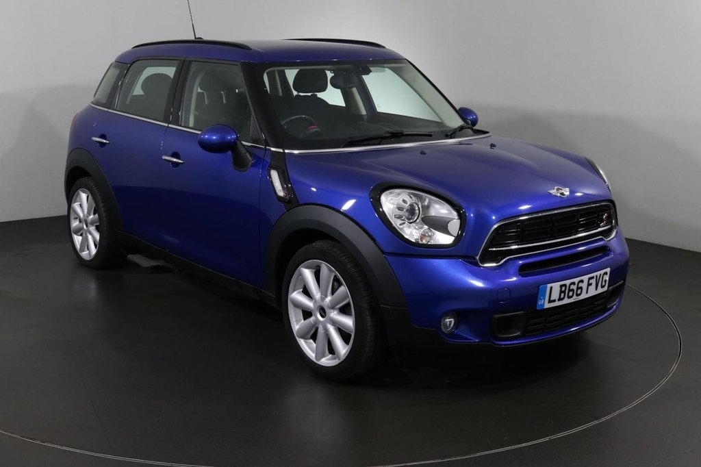 View our MINI COUNTRYMAN