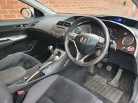 USED 2011 11 HONDA CIVIC 1.3 I-VTEC SE 5d 98 BHP 