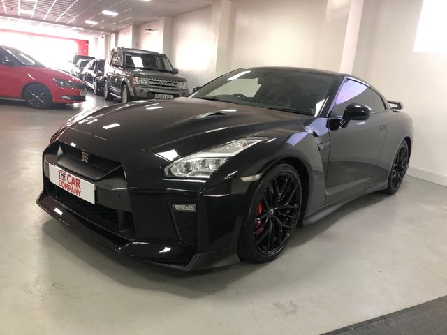 2017 G Nissan GT-R 3.8 RECARO 2d 562 BHP