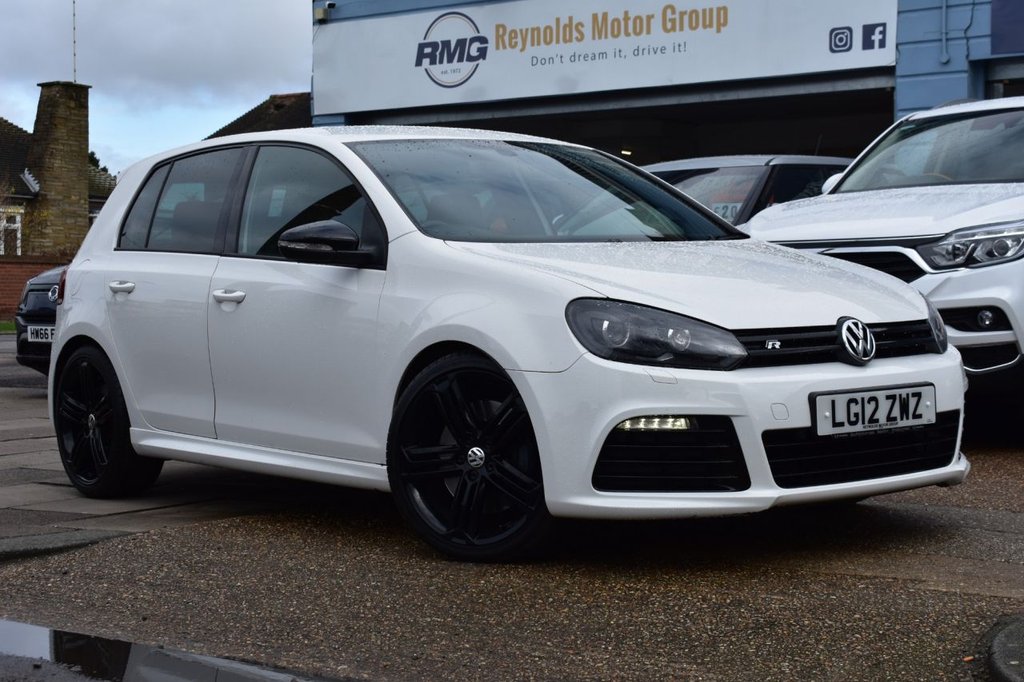 View our VOLKSWAGEN GOLF