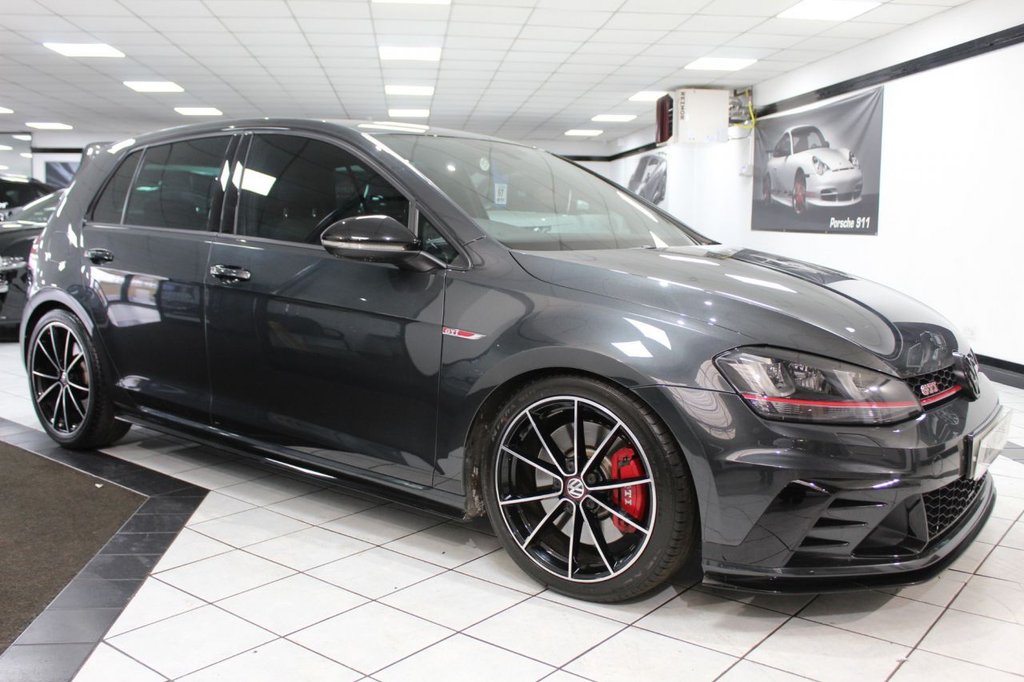 View our VOLKSWAGEN GOLF