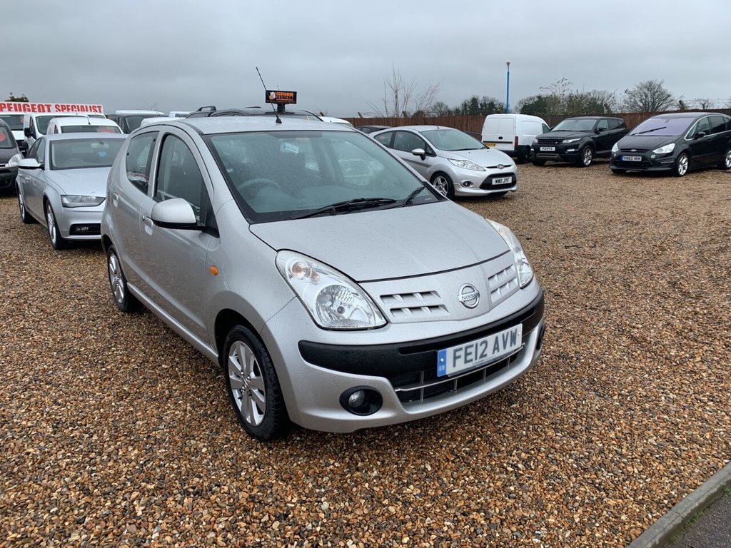 View our NISSAN PIXO