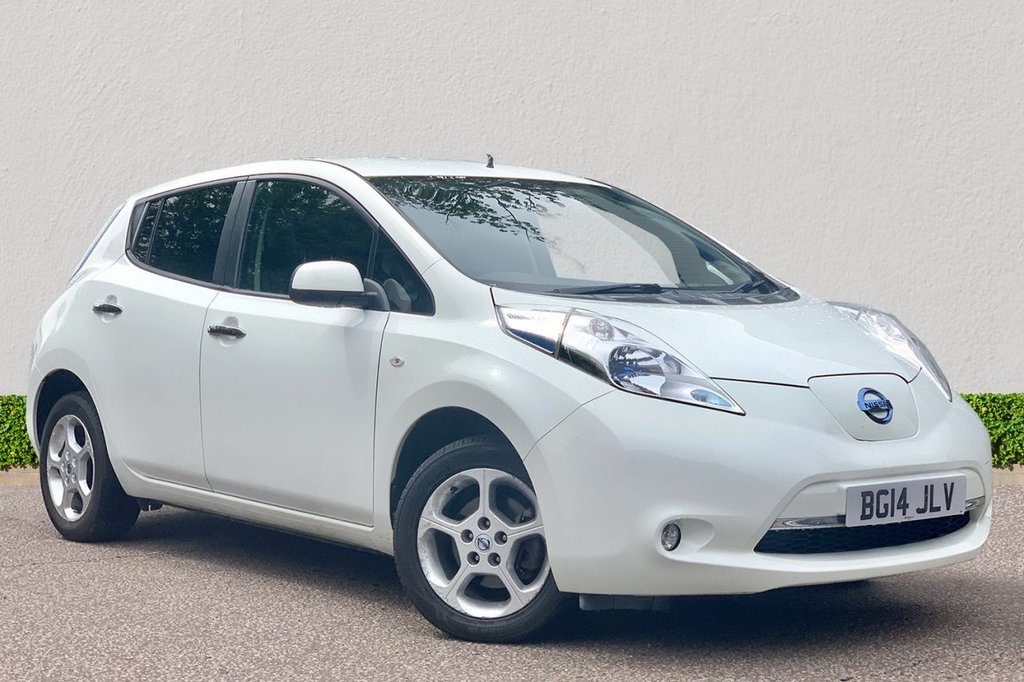 View our NISSAN LEAF