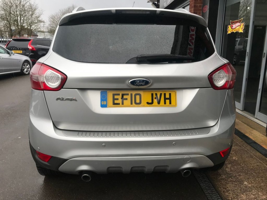 ford kuga 2010 isofix