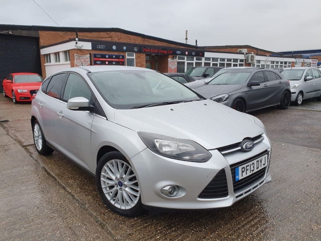 View our FORD FOCUS
