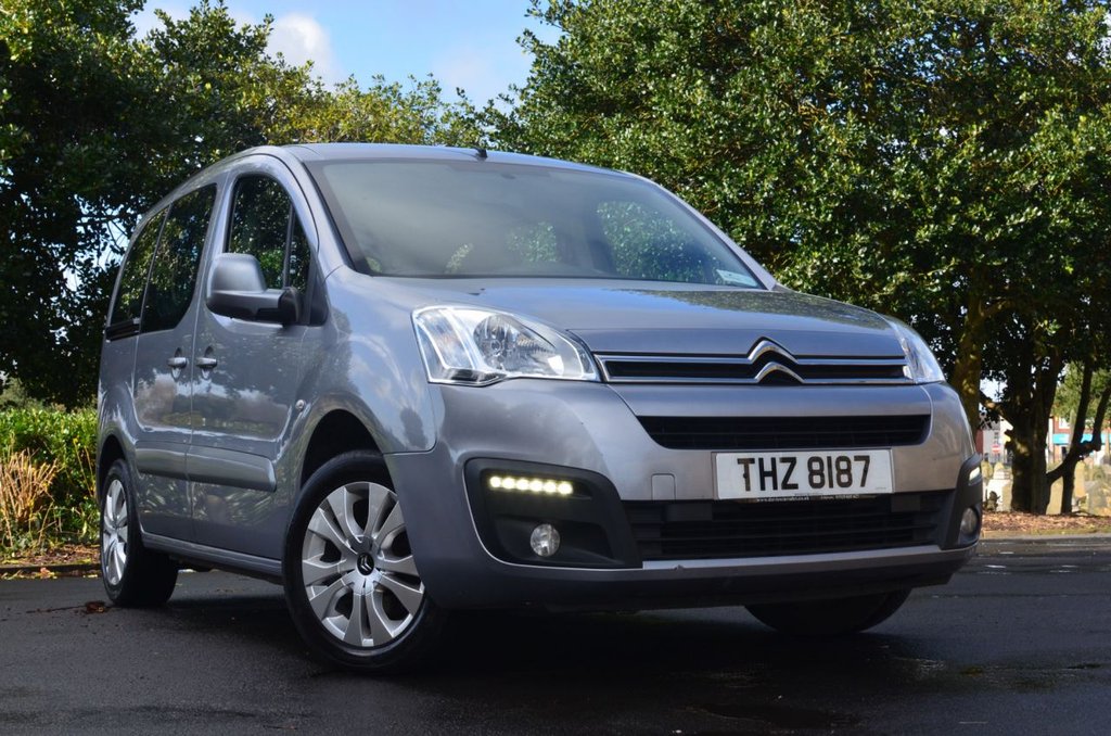 View our CITROEN BERLINGO MULTISPACE