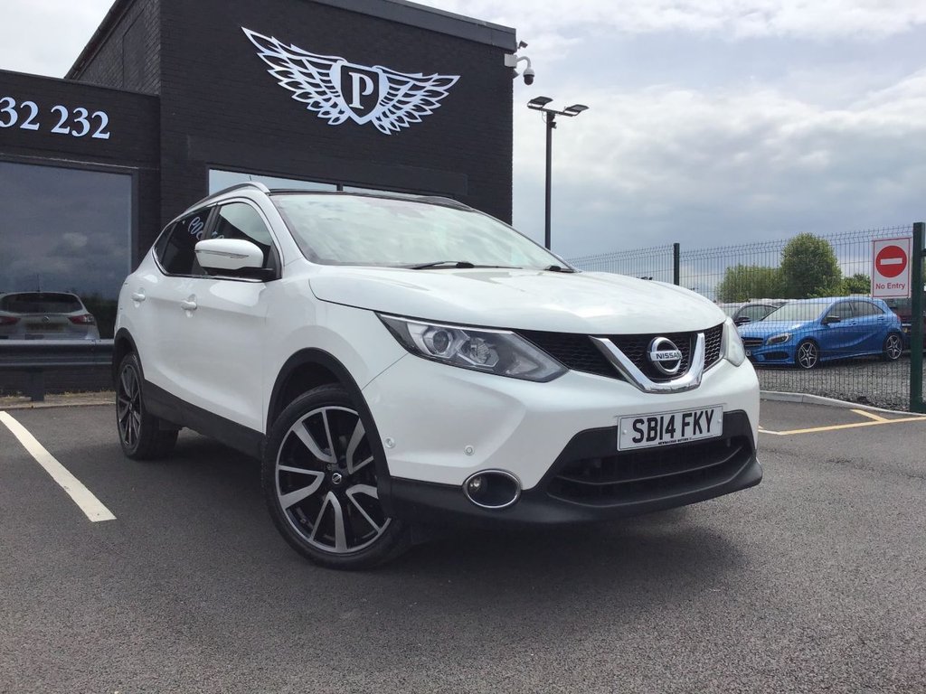 View our NISSAN QASHQAI