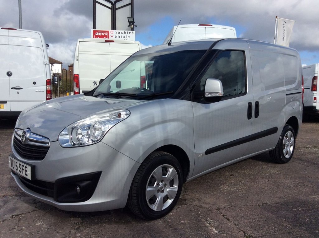 View our VAUXHALL COMBO VAN